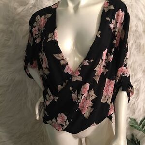 IZ BYER Open V Drop Chiffon Blouse